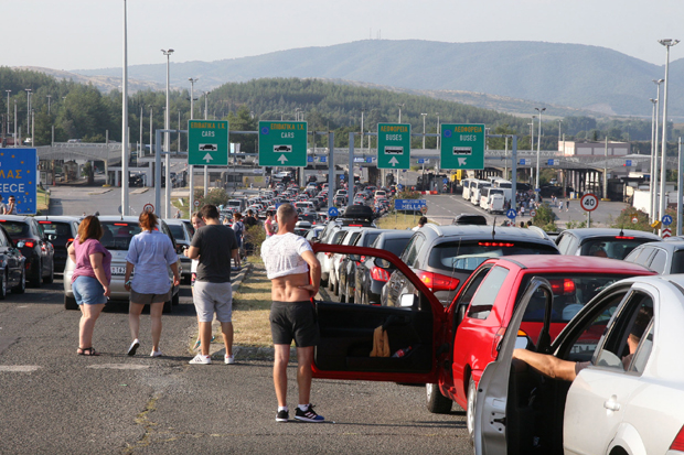 Српкиња из Грчке ОТКРИВА праву истину о граничним прелазима: Срби, вечерас у 23 часа се ОТВАРА ГРАНИЦА куда можете да прођете(МАПА)